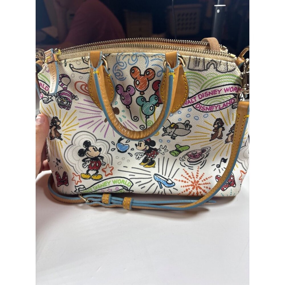 Dooney & Bourke Disney Parks White Crossbody Bag Mickey & Friend LOOSE STITCHING